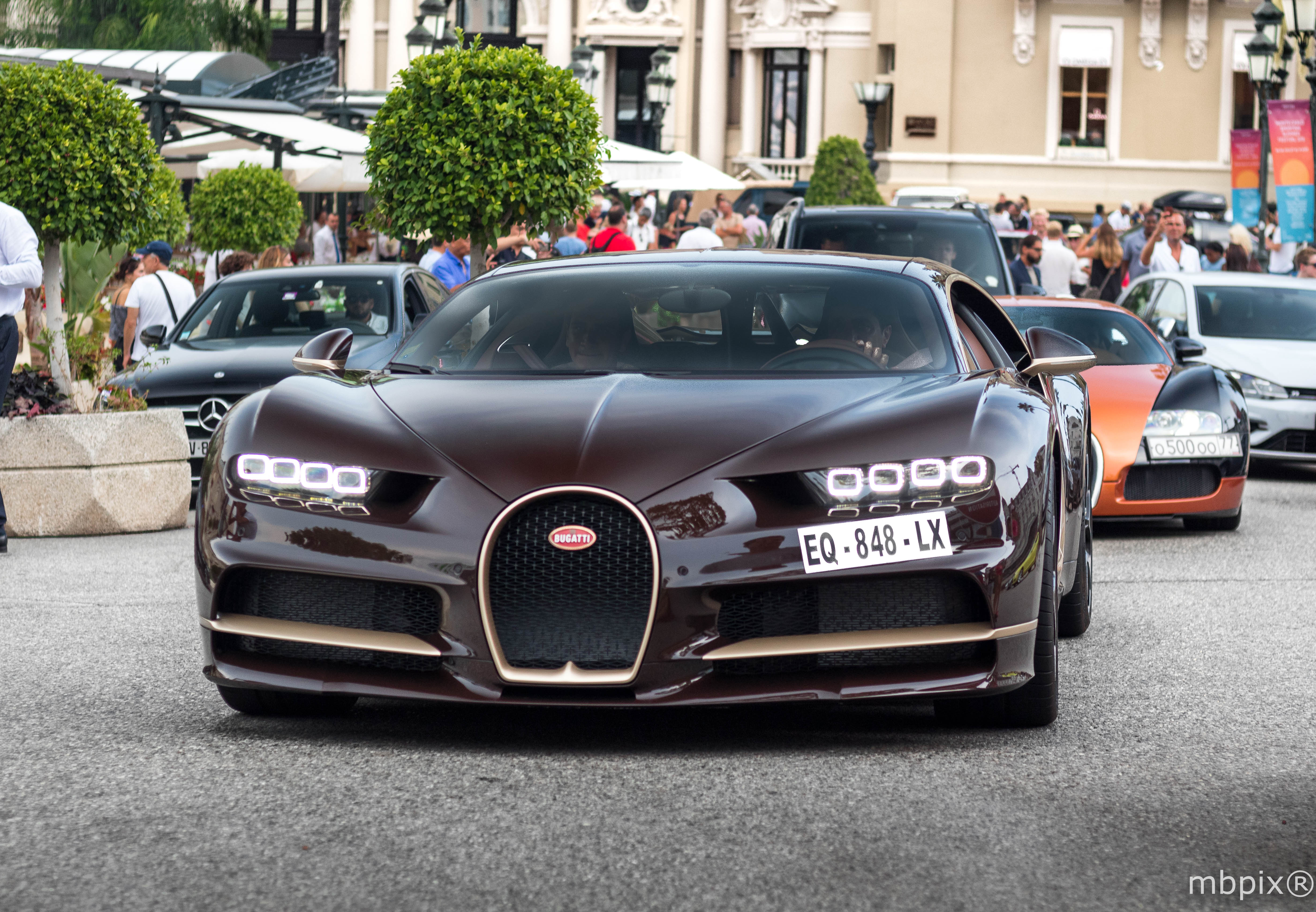 Bugatti Chiron carbone