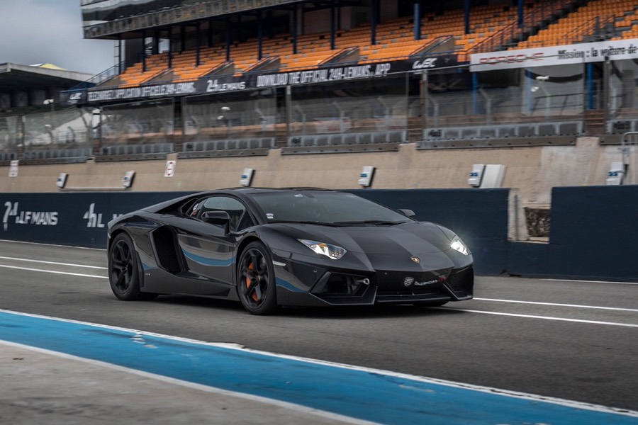 Lamborghini Aventador