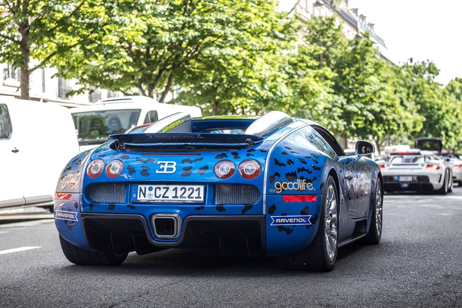 Bugatti Veyron Grand Sport