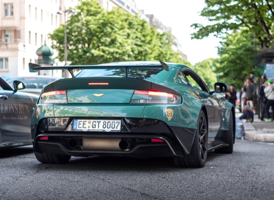 Aston Martin Vantage GT8