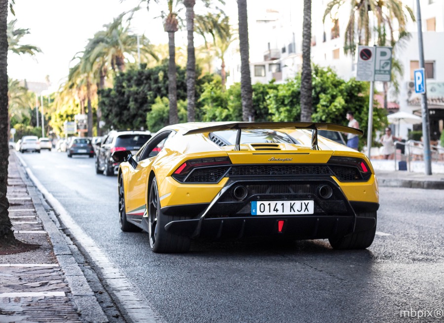 Lamborghini Huracan Performante