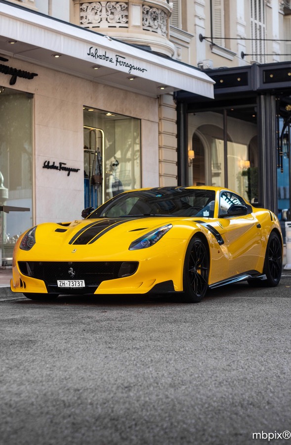 Ferrari F12 TDF